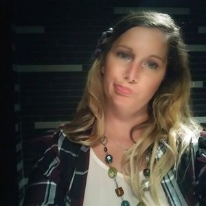 Meet your Posher, Brandie